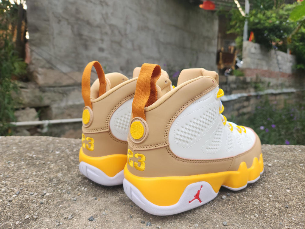 Air Jordan 9 Retro – White/University Gold ("White Gold")