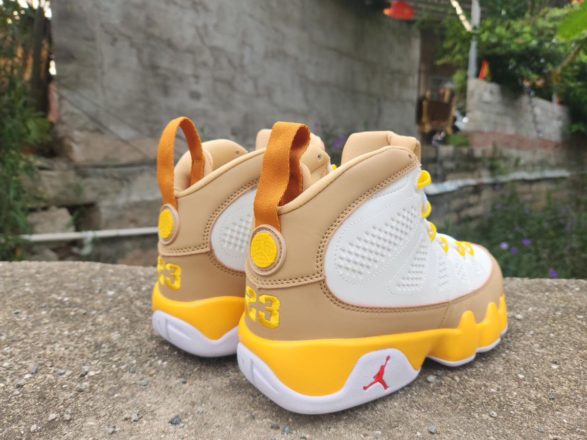 Air Jordan 9 Retro – White/University Gold ("White Gold")
