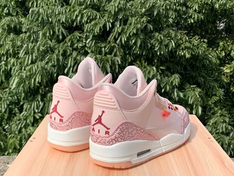 Air Jordan 3 Retro 'Rust Pink' Sneaker