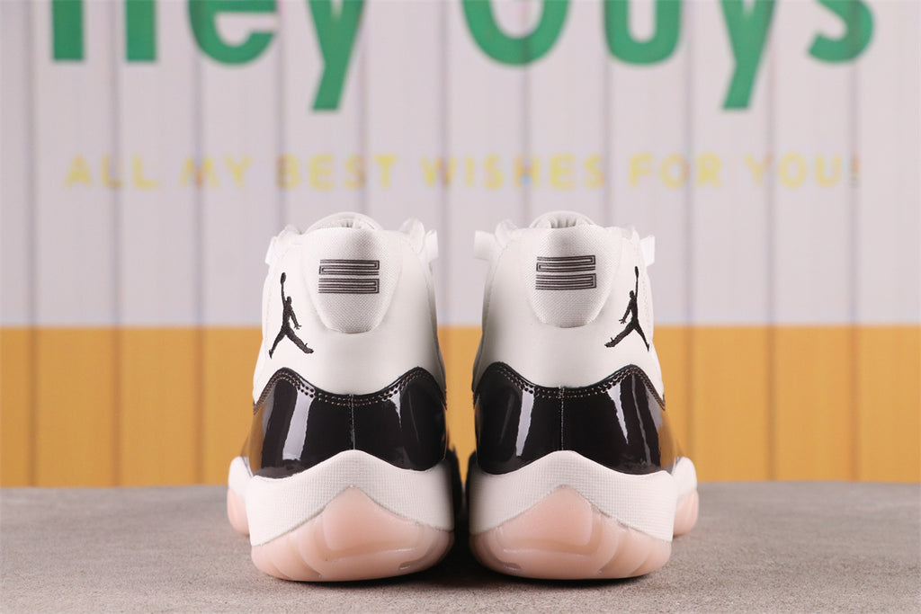 Air Jordan 11 Retro WMNS 'Neapolitan'
