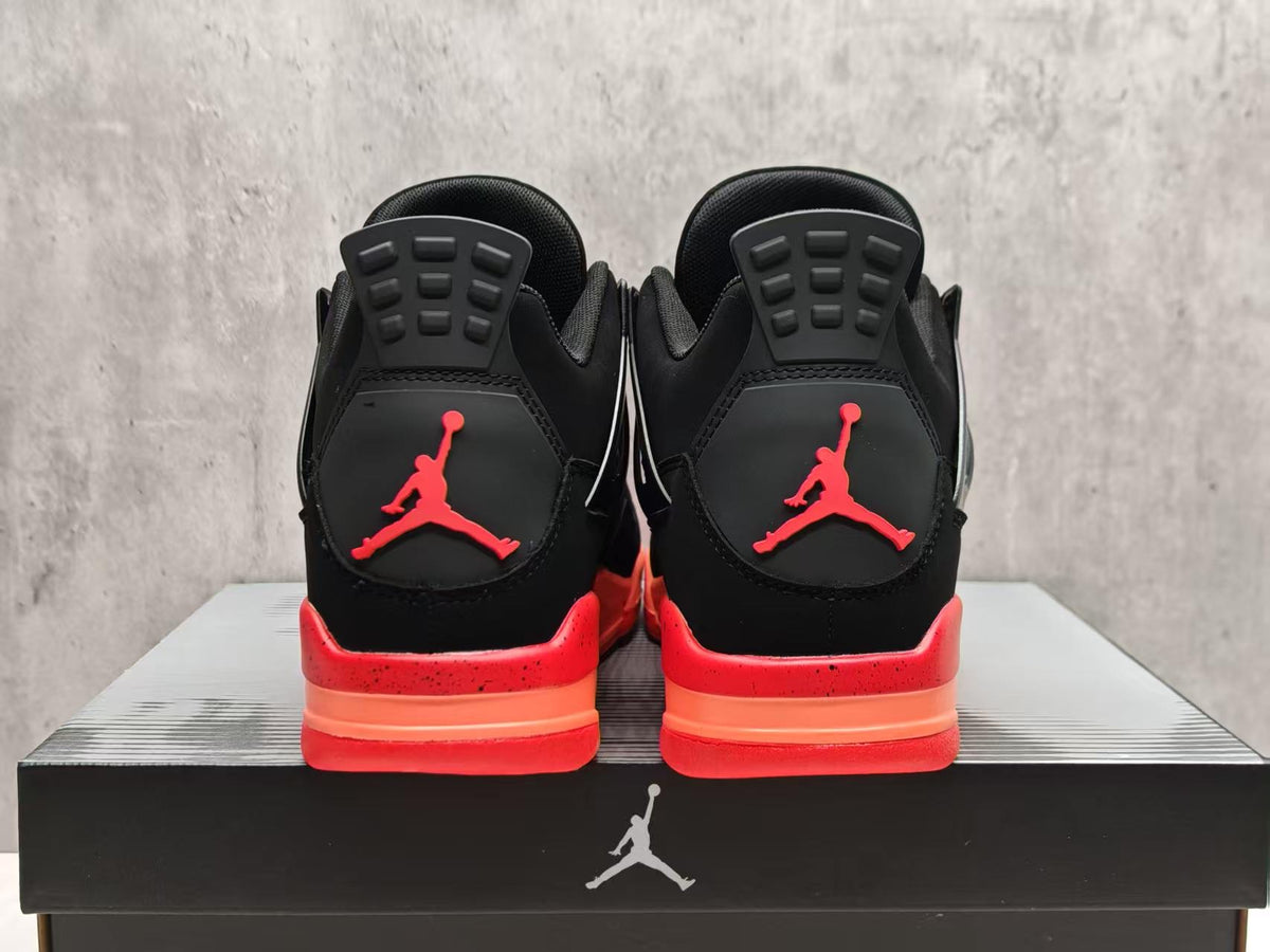 Air Jordan 4 – Infrared