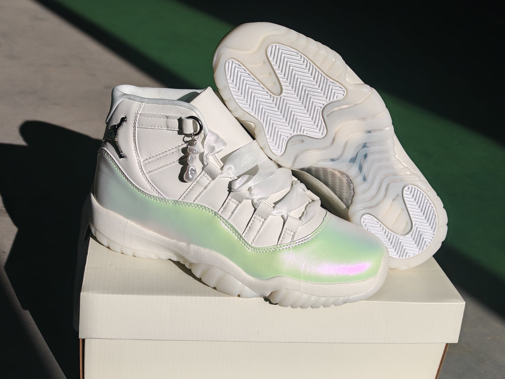 Air Jordan 11 Retro 'Sail' Sail/Pearl Grey/White/Metallic Silver
