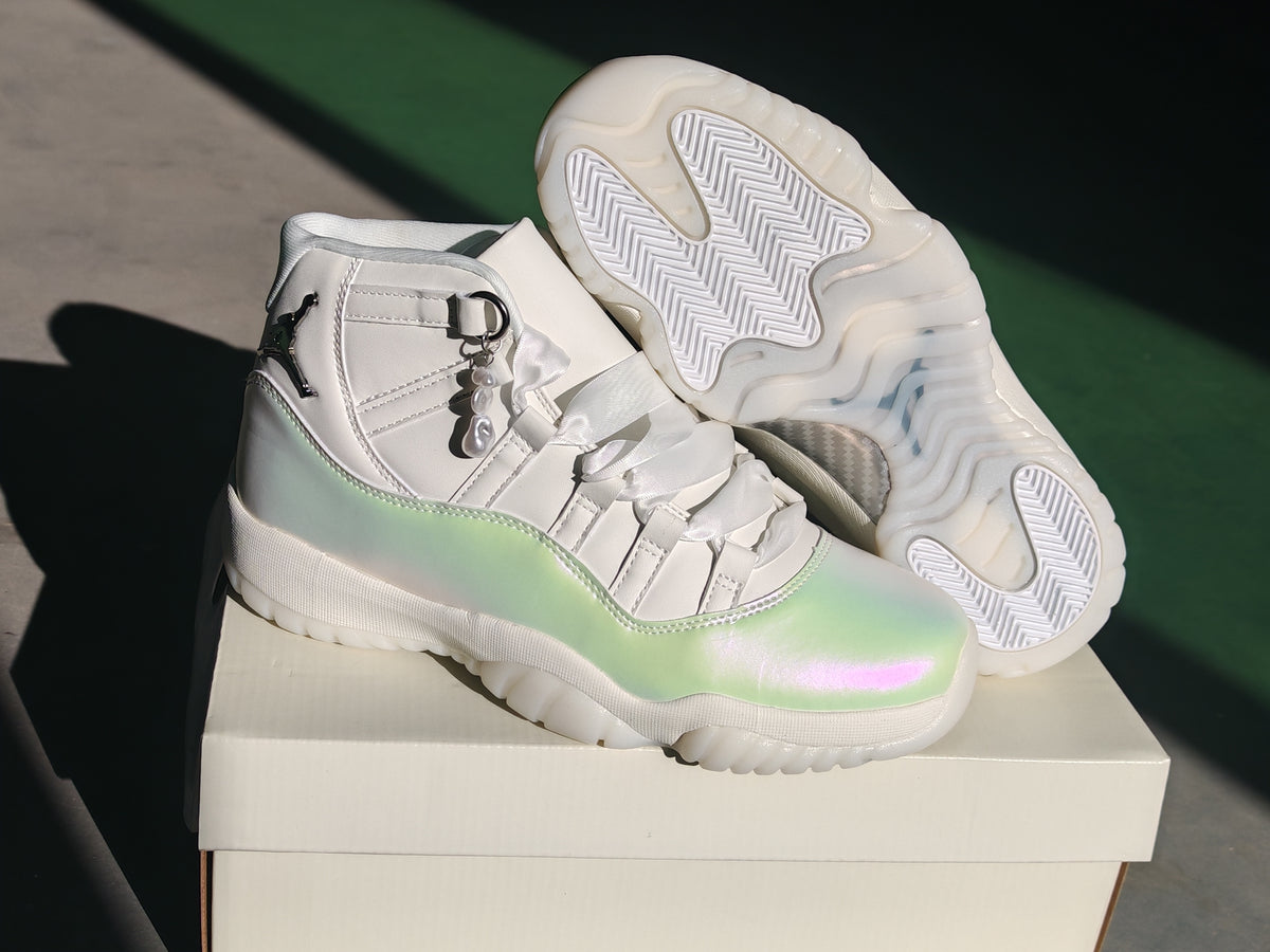 Air Jordan 11 Retro 'Sail' Sail/Pearl Grey/White/Metallic Silver